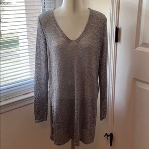 Woman’s long blouse